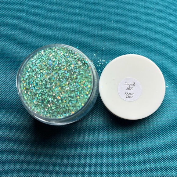 Sparkle & Co Nail Dip Powder Polish in Ocean Child - Picture 5 of 8